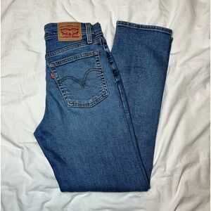 Levi’s Wedgie Straight Fit Jeans